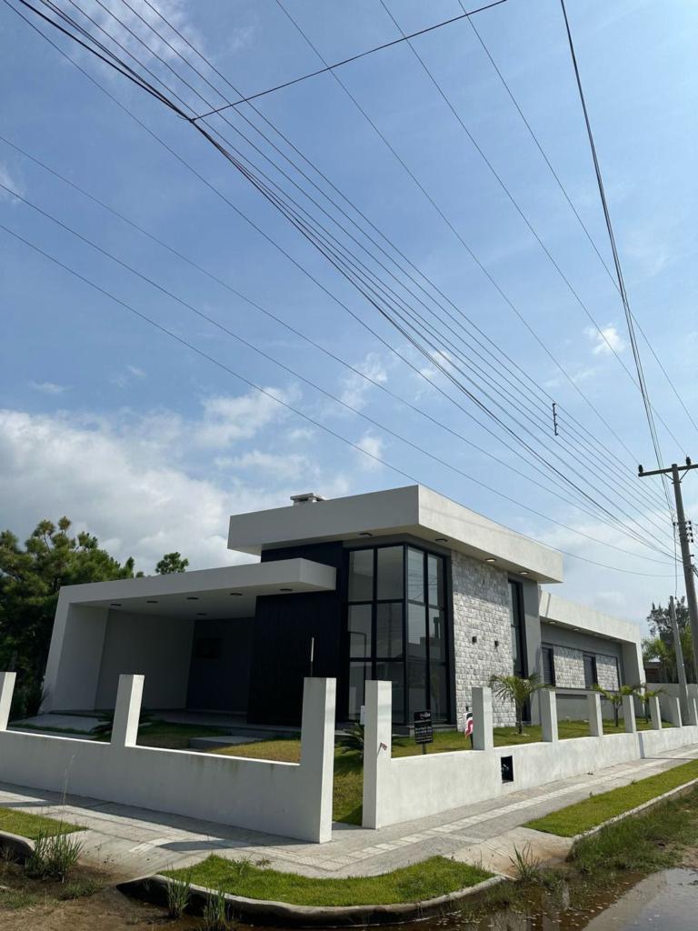 Casa 3 Dormitórios
