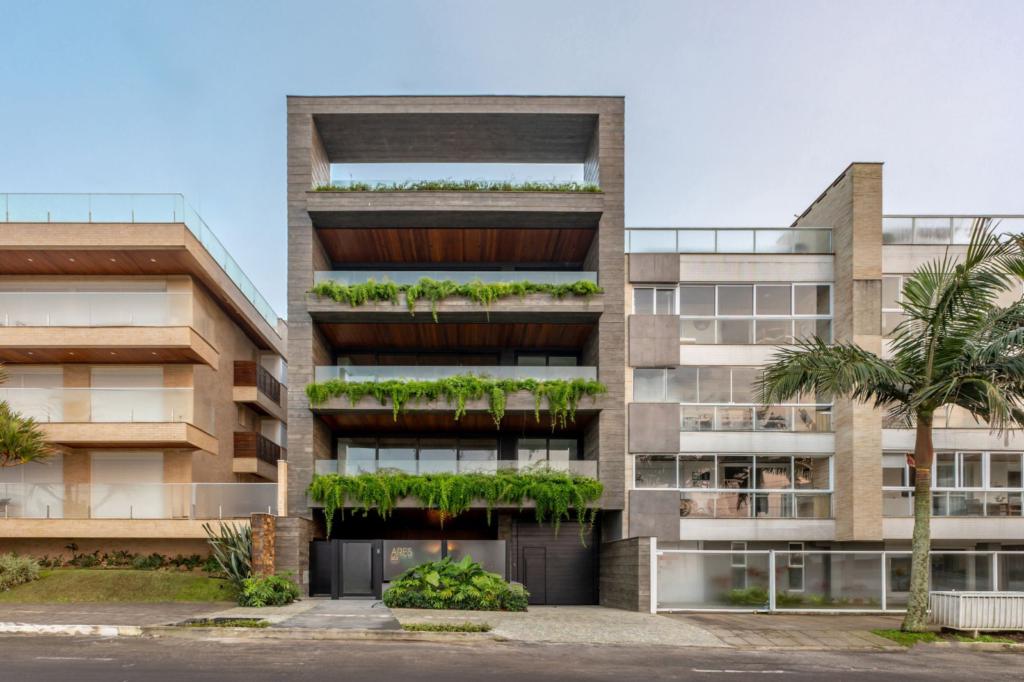 Apartamento 3 Dormitórios
