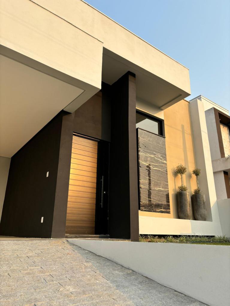 Casa 3 Dormitórios