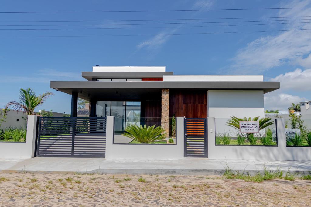Casa 4 Dormitórios