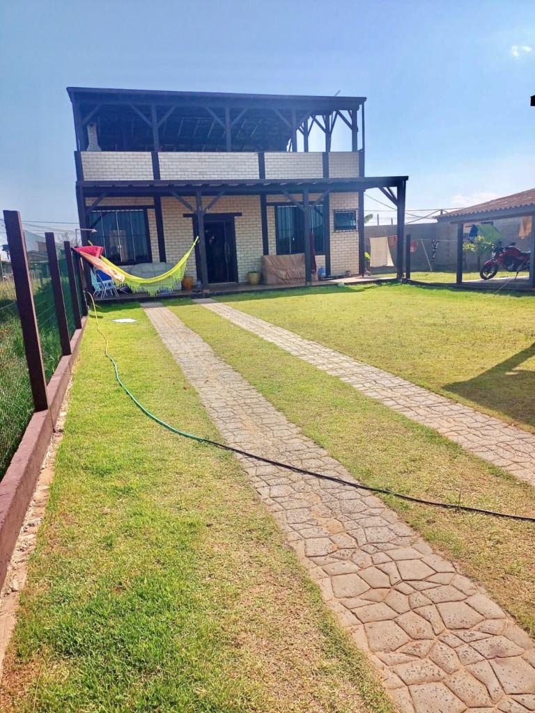 Casa 3 Dormitórios