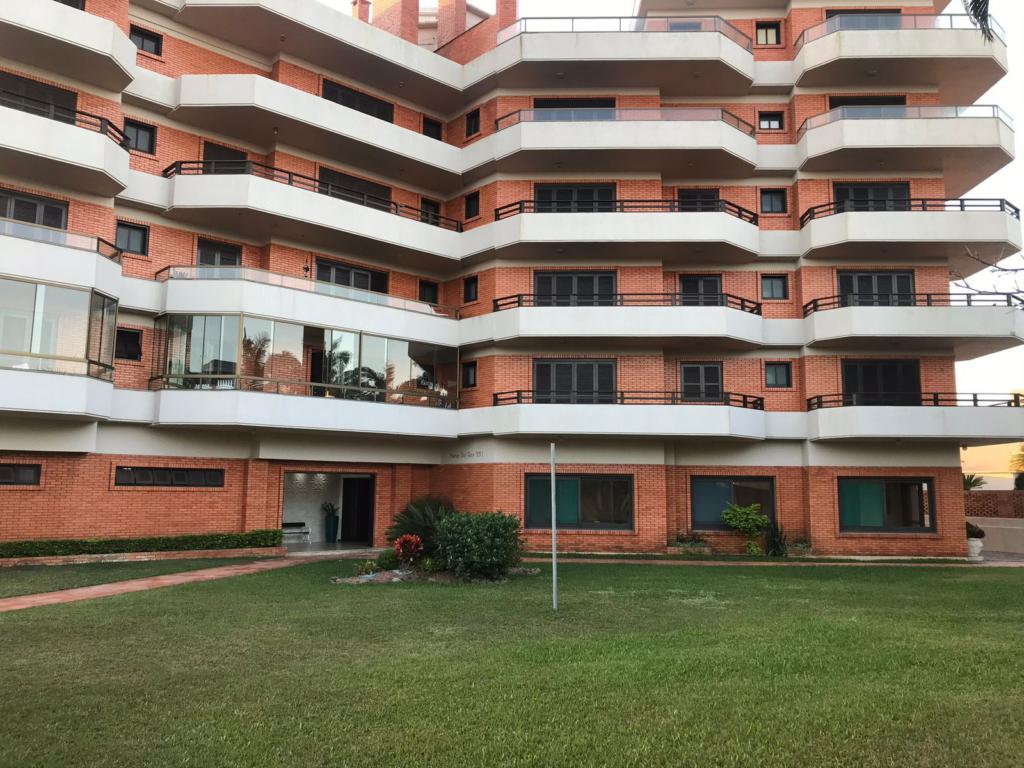Apartamento 3 Dormitórios