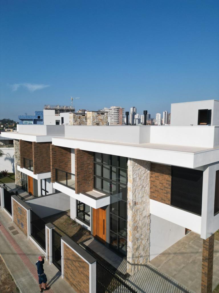 Casa 3 Dormitórios