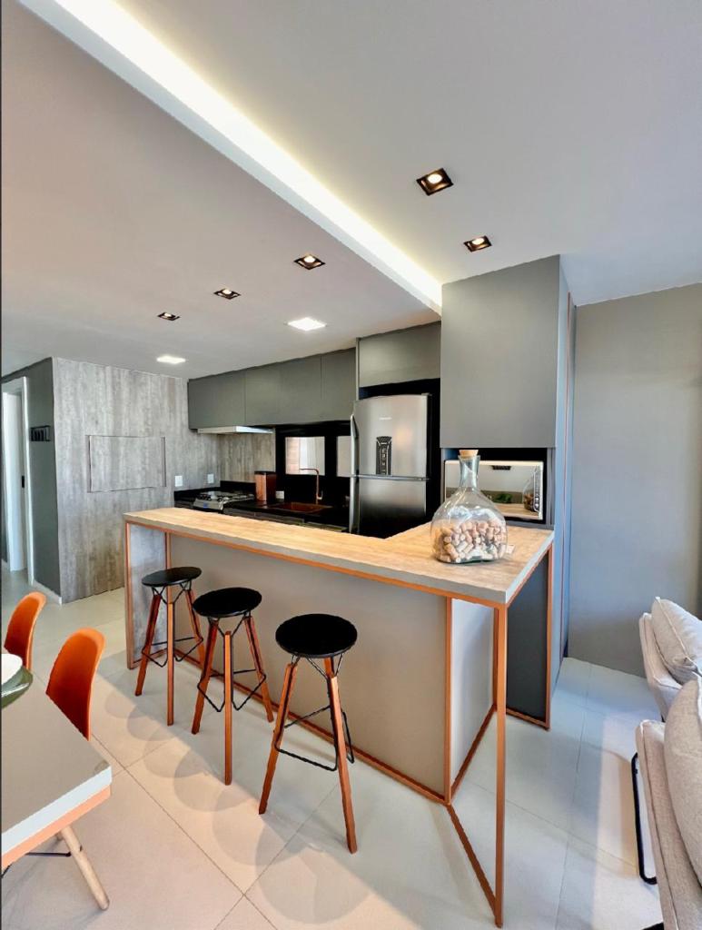 Apartamento 3 Dormitórios