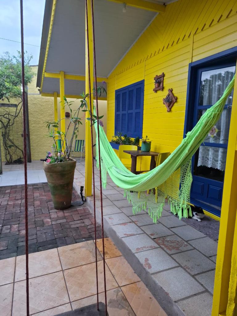Casa 2 Dormitórios