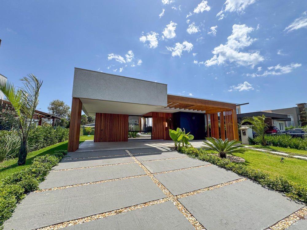 Casa 3 Dormitórios