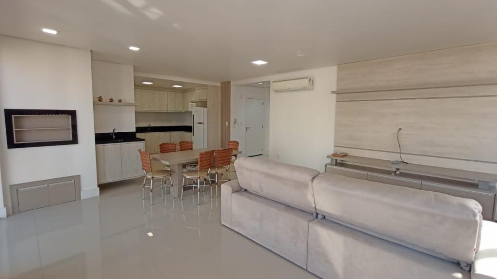 Apartamento 3 Dormitórios