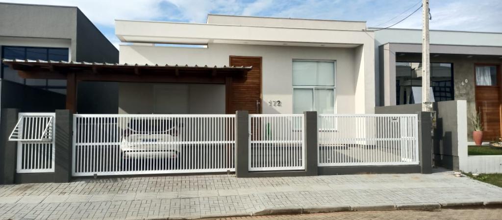 Casa 3 Dormitórios