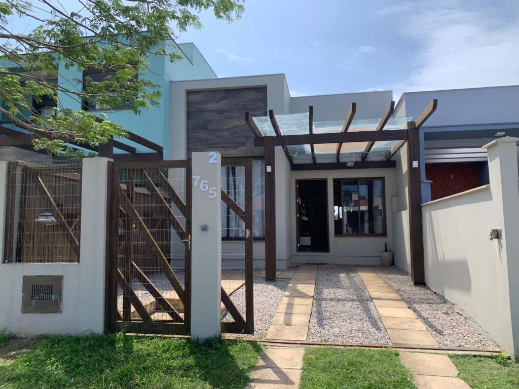 Casa 2 Dormitórios