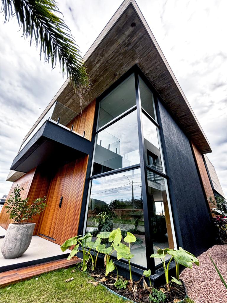 Casa 4 Dormitórios