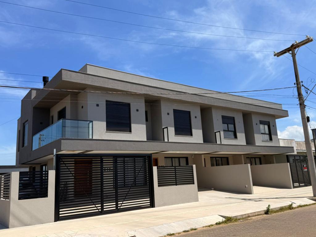 Sobrado 2 Dormitórios