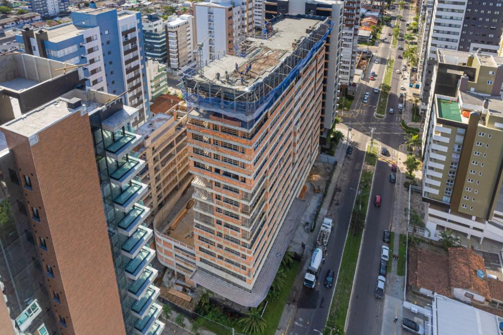 Apartamento 3 Dormitórios