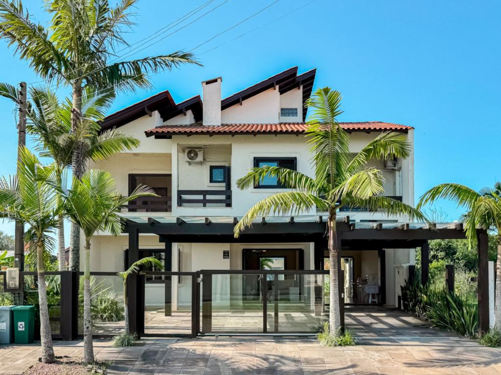 Casa 4 Dormitórios