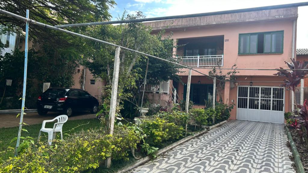 Casa 4 Dormitórios