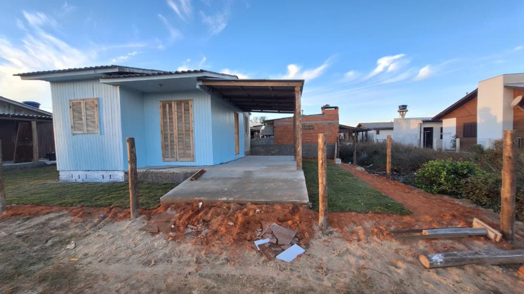 Casa 2 Dormitórios
