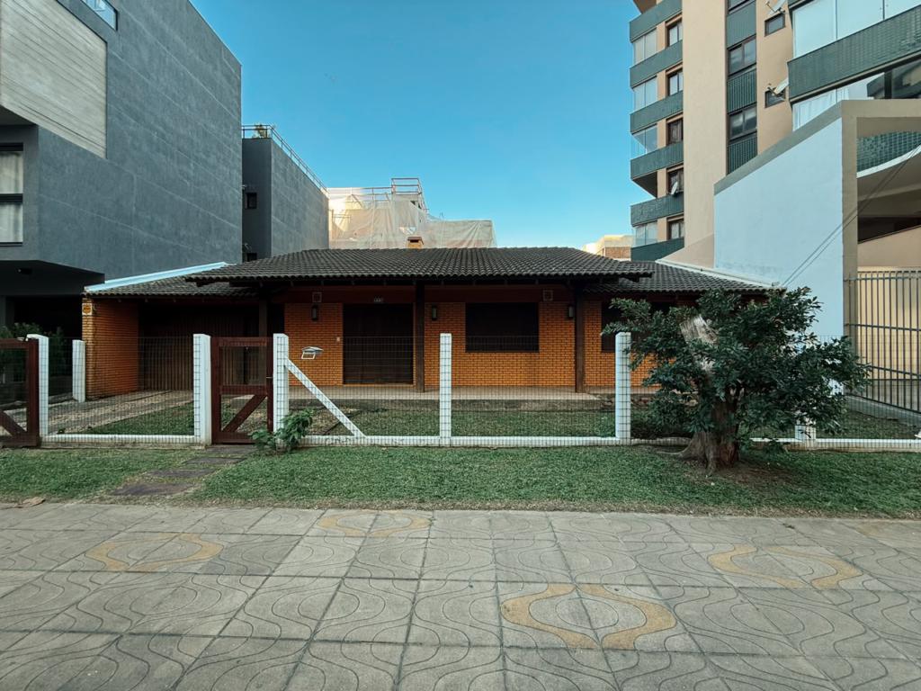 Casa 3 Dormitórios