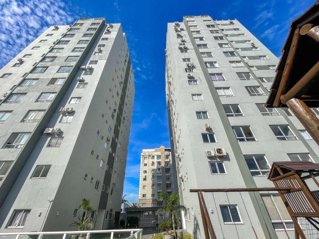 Apartamento 3 Dormitórios