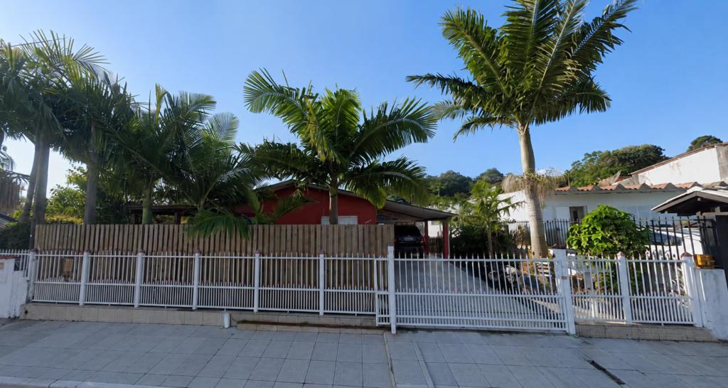 Casa 3 Dormitórios